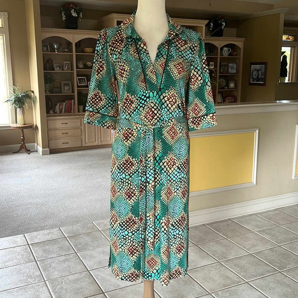 LAUNDRY Sheath Dress Green Reptile Print NWOT Size 6